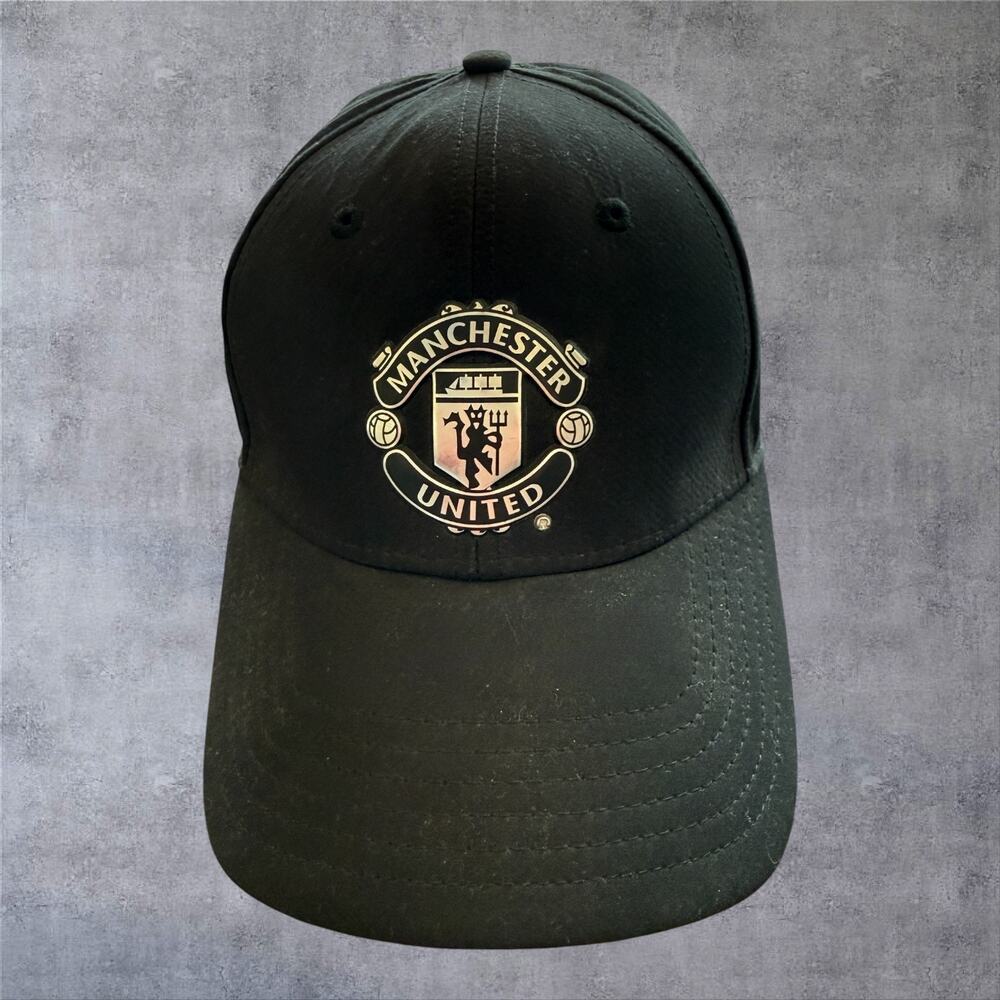 Manchester United Hat Cap Black Silver Reflective 3D Crest Official Merchandise